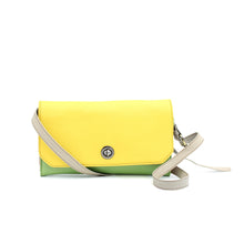 Load image into Gallery viewer, Ellen Plain · Clutch