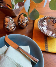 Load image into Gallery viewer, Butterfly Salt &amp; Pepper Set
