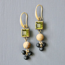 Load image into Gallery viewer, JLTE22 olivine glass and black cluster earrings

