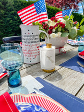 Load image into Gallery viewer, Golden Salute Cheers Luxury Disposable Cocktail Napkins
